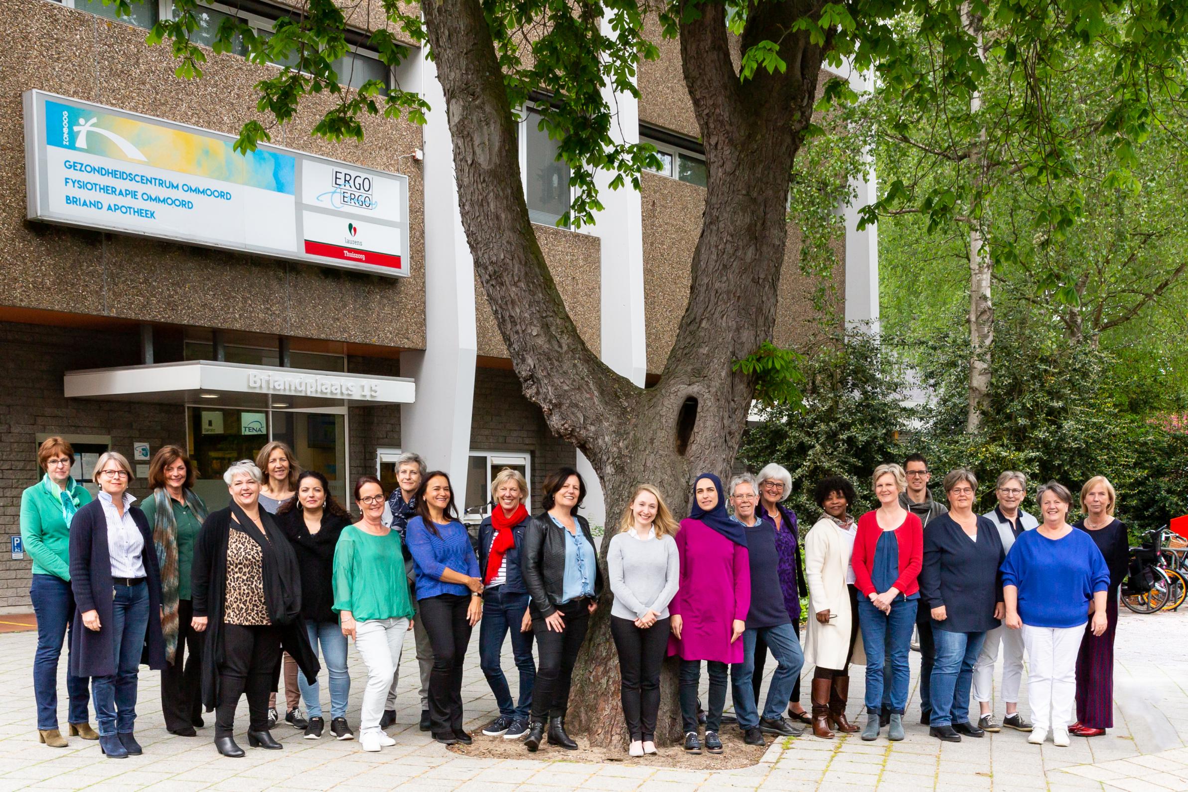 Groepsfoto met alle ERGO medewerkers
